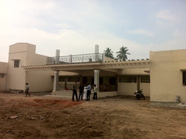 Pierluigi all'orfanotrofio